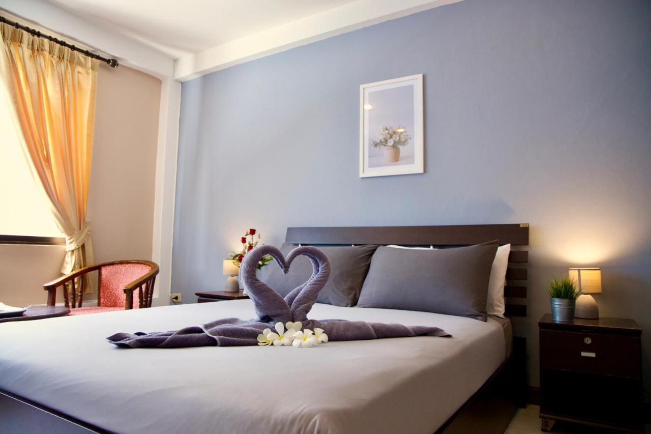 Golden Guesthouse By The Beach Cha Am Cha-Am Extérieur photo
